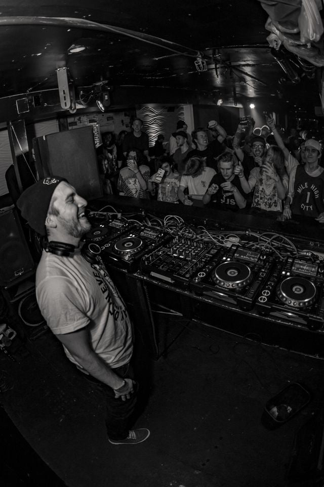 AWEMINUS - artist photo