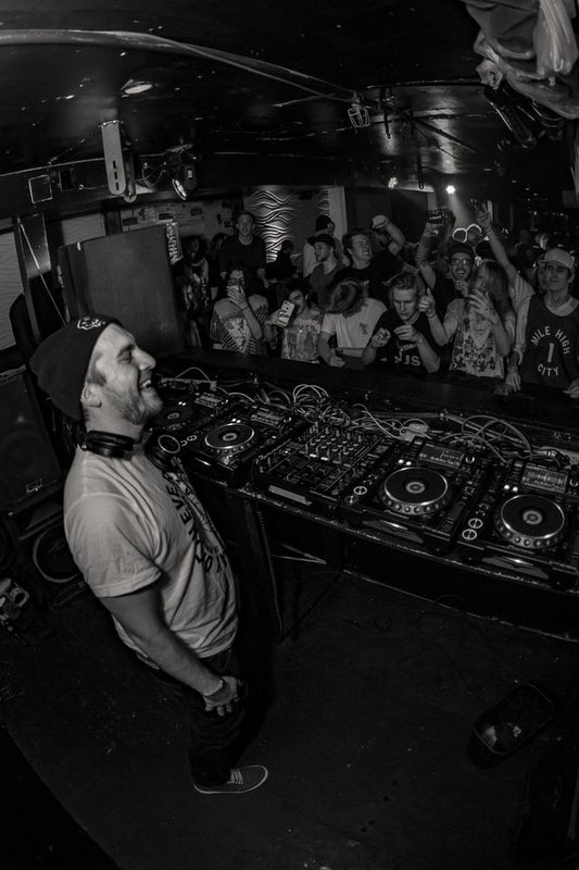 AWEMINUS - artist photo